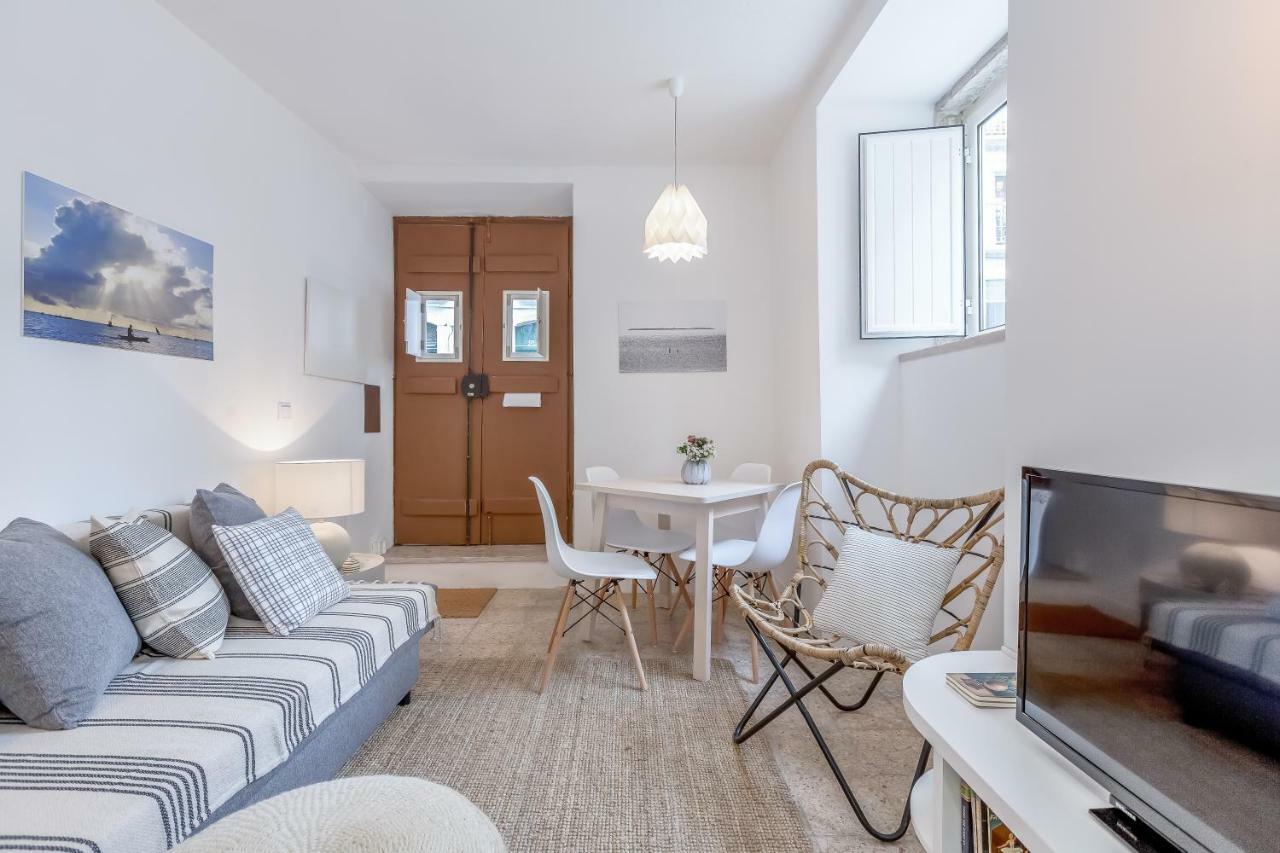 Renovated Typical Baixa Apartment, By Timecooler Appartement *